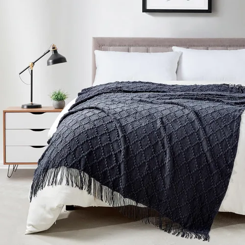 Vista 9 de Bourina Manta de punto decorativa con textura, unicolor y suave, para sofá, 50 x 60 pulgadas, almendra Knitted Throw Blanket 50x60 Inches, Soft