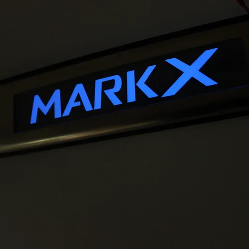 Vista 3 de OLIKE Para Toyota Mark X 2005-2017 Car Led umbral de puerta Scuff Plate Guard Sills Protector Trim