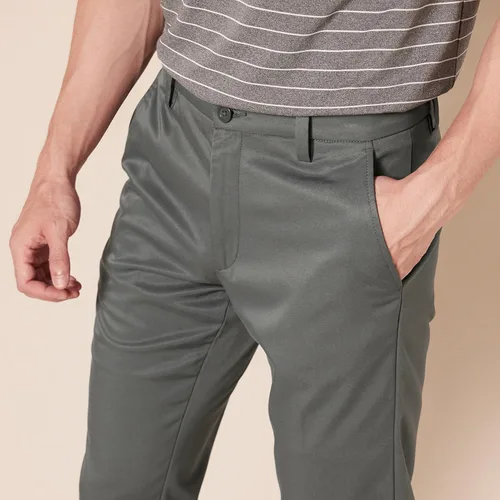 Vista 4 de Tienda Essentials Pantalón de golf elástico de corte ajustado para hombre