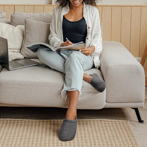 Vista 8 de Pantuflas para mujer de interior y hombre, pantuflas de dormitorio con espuma viscoelástica y forro polar rizado para interiores y exteriores