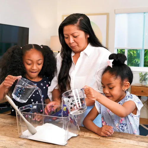 Vista 3 de Steve Spangler Science El Polvo de Nieve Insta-Snow Original (hace 3 galones - 100g)