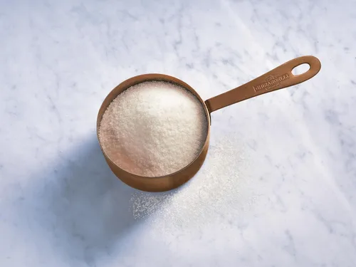 Vista 3 de Ghirardelli Polvo de sabor a chocolate blanco molido dulce, 3.12 libras.