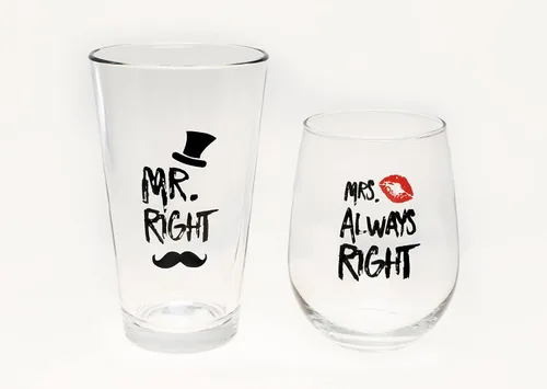 Vista 4 de Regalos chistosos para bodas - Combo de vaso de cerveza y vaso de vino con frase Mr. Right and Mrs. Always Right - regalos de compromiso para parejas