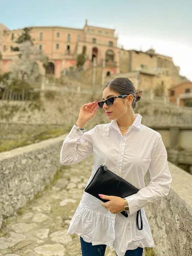 Vista 2 de YALUXE Clutch Wristlet - Cartera de piel auténtica con bloqueo RFID y cadena de hombro