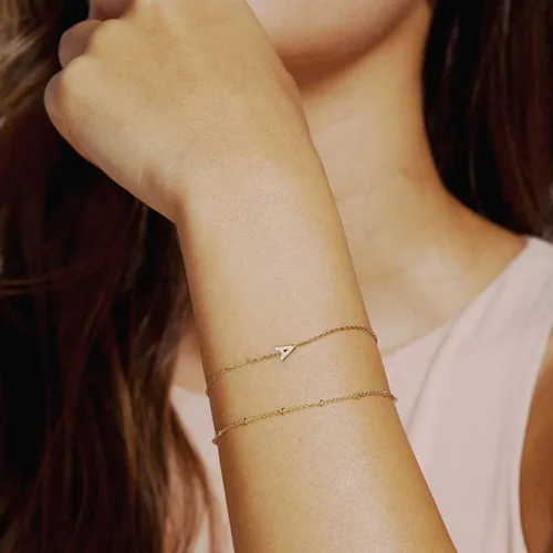 Vista 6 de Dainty Gold Initial Pulseras chapadas en oro de 14 quilates, delicadas, personalizables, con iniciales, para mujer, adolescente, niña, joyas