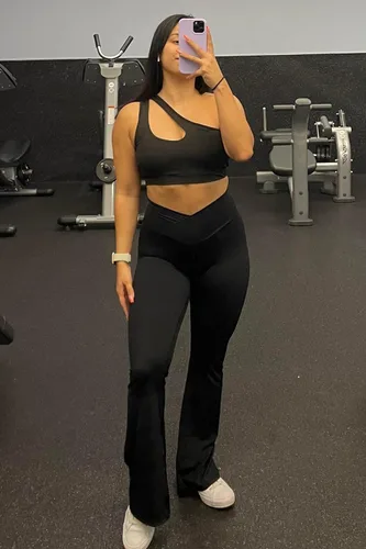 Vista 2 de Sunzel - Leggings acampanados para mujer, con control de abdomen, cintura cruzada y pierna ancha