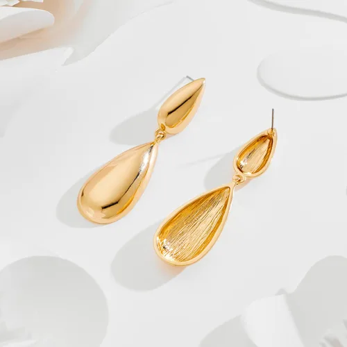 Vista 5 de Aretes largos de gota de agua para mujer, aretes colgantes de gota de oro, joyería de moda para mujer