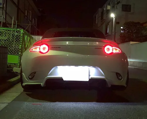Vista 4 de iJDMTOY OEM-Fit 3W Full LED License Plate Light Assembly Compatible With 2016-up Mazda MX-5 Miata Roadster, Powered by 18-SMD Xenon White LED Diodes