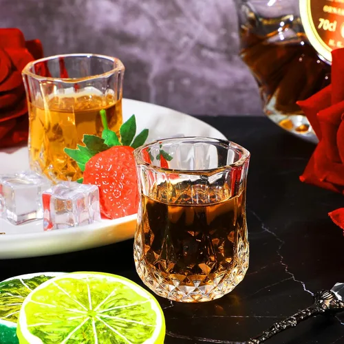 Vista 7 de Meanplan Juego de mini vasos de chupito de 1.7 onzas, vasos de degustación, base pesada, taza de chupito transparente, lindas tazas de vino Cordial