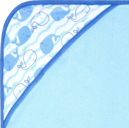 Vista 4 de Buttons & Stitches Paquete de 3 toallas de bebé con capucha de ballena azul, 26 x 30 pulgadas