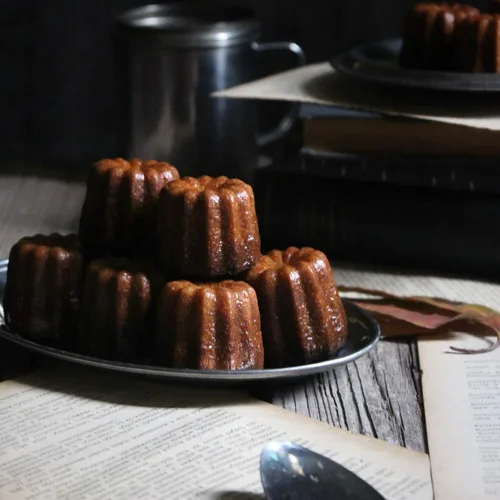 Vista 8 de Moldes antiadherentes para hornear cupcakes, 12 cavidades, molde de canelés, mini bandeja para hornear magdalenas, moldes para horno