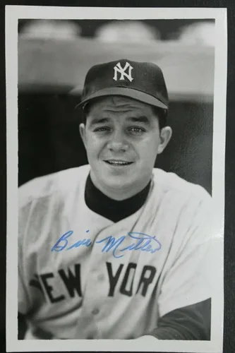 Bill Miller (d.2003) 1952-54 Yankees Autographed 3x5 Brace Vintage Signed Photo