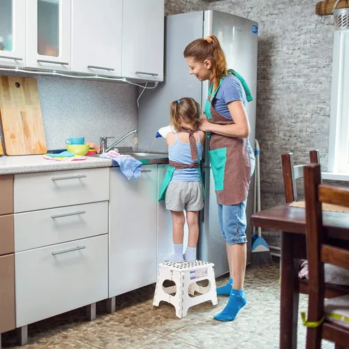 Vista 8 de ACSTEP Taburete Escalón Plegable Portátil Plegable de Plástico Taburete Escalón de 9 Pulgadas Taburetes Escalón Plegables Antideslizantes Taburetes