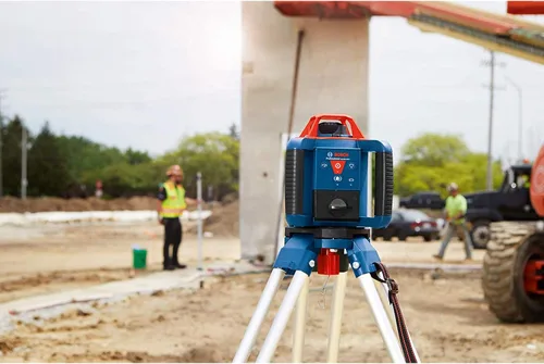 Vista 8 de BOSCH GRL900-20HVK REVOLVE Kit láser rotativo horizontal/vertical autonivelante, incluye trípode, varilla de grado, receptor, baterías 2 D, funda