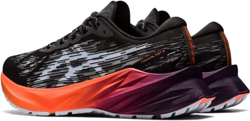 Vista 3 de ASICS NOVABLAST 3 Tenis de correr para mujer, BañoPapaya Naturaleza
