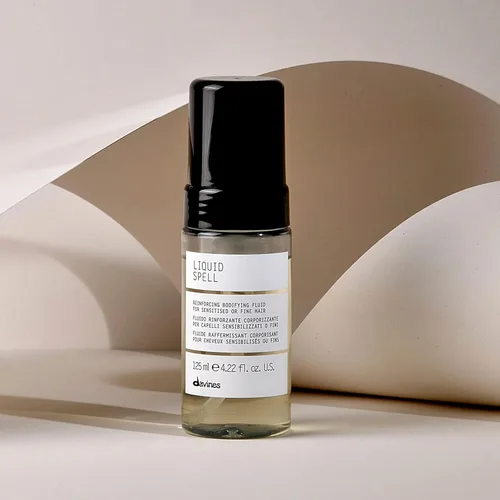Vista 7 de Davines Liquid Spell Reinforcing Bodifying Fluid, 4.22 fl. oz.