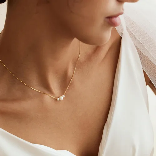 Vista 3 de Collares de perlas doradas para mujer, a la moda. Collar delicado chapado en oro de 14 K, sencillo y en capas, ideal como joyería para bodas