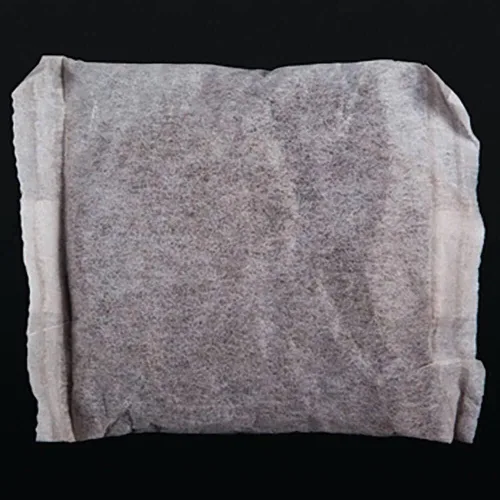 Vista 2 de Fluval Spec/Evo/Flex Carbón Activado, Reemplazo de Medio Filtro de Acuario, Paquete de 3, A1377, Negro