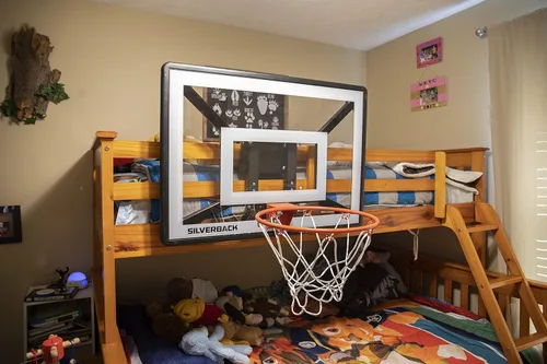 Vista 10 de Silverback Aro de baloncesto Junior Youth de 33 pulgadas con tecnología de montaje Lock 'n Rock para postes redondos y verticales, negro (B8410W)