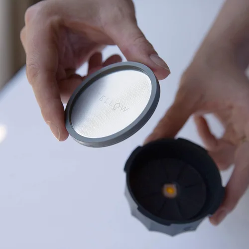 Vista 8 de Fellow Prismo Attachment for AeroPress Coffee Maker - Enhance Your Manual Coffee Maker to Brew Espresso-Style and No-Drip Immersion Coffees