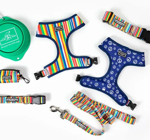 Vista 4 de Lucky Love Dog, Chalecos suaves y reversibles, elegante accesorio para perro (hippie, pequeño)