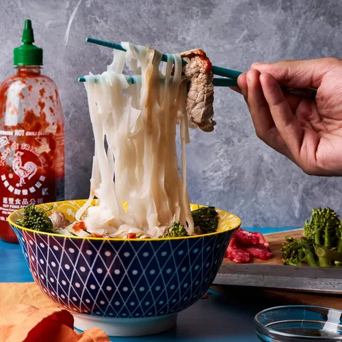 Vista 3 de Snapdragon Estilo vietnamita Pho Saigon - 3.25 oz