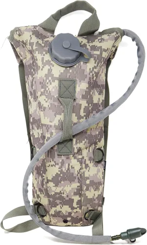 Vista 13 de M MCGUIRE GEAR Hydration Backpack, with 3L/100 oz. Hydration Pack, Water-Resistant Nylon Hiking Pack with Water Bladder for Running, Cycling, and