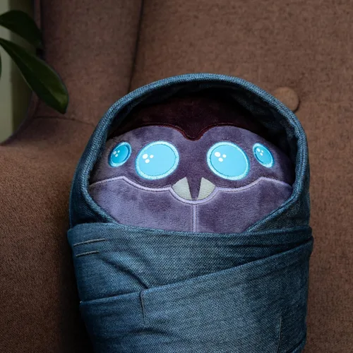 Vista 3 de Numskull Peluche oficial de Fallen Baby, réplica suave, producto oficial de Destiny 2, edición limitada
