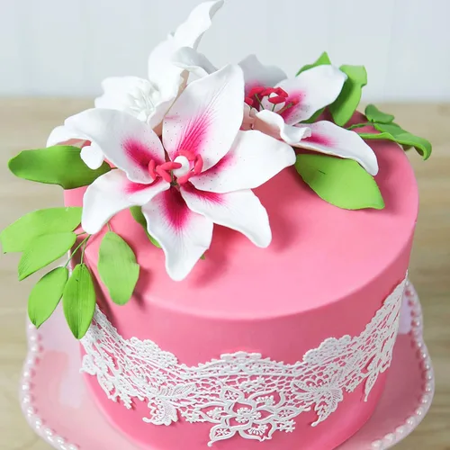 Vista 4 de Global Sugar Art Spray verde claro de 5 hojas para pastel de azúcar, 4 unidades por Chef Alan Tetreault