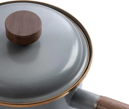 Vista 4 de Barebones Cacerola esmaltada - Olla de cocina de acero para la cocina y camping, sartén duradera con tapa (cáscara de huevo)