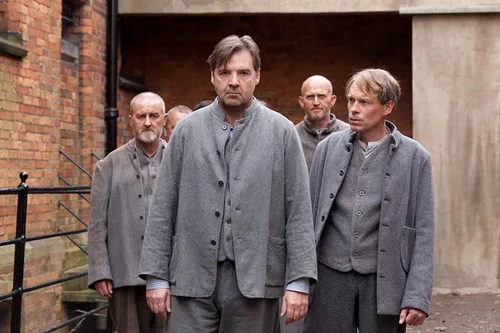 Vista 2 de Masterpiece Classic Downton Abbey, Season 3 Blu-ray